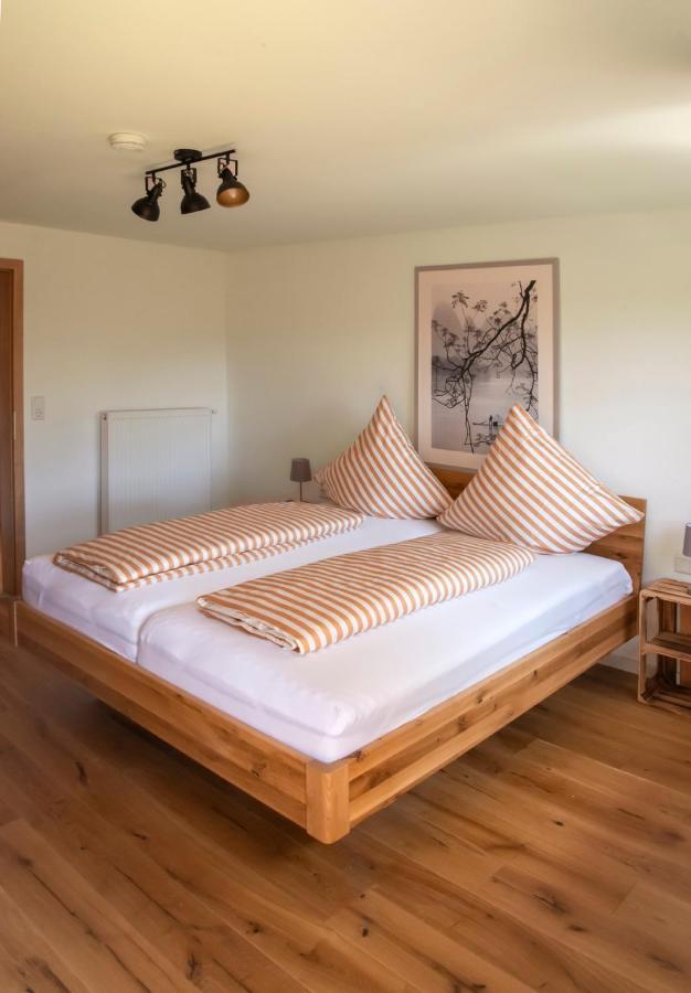 Haus Nilson Apartment Генгенбах Екстериор снимка