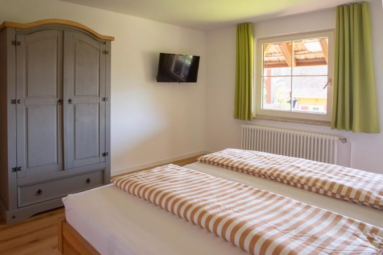 Haus Nilson Apartment Генгенбах Екстериор снимка