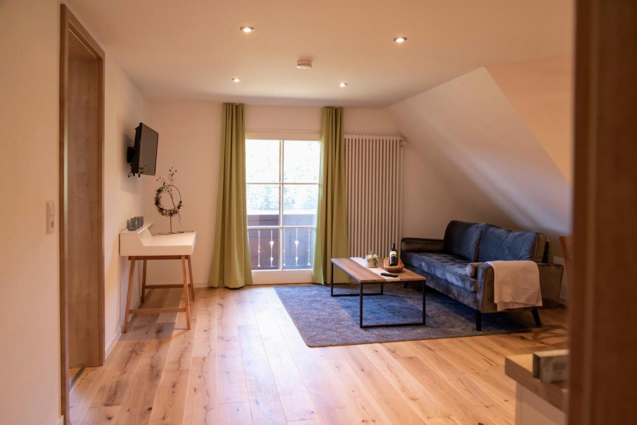 Haus Nilson Apartment Генгенбах Екстериор снимка