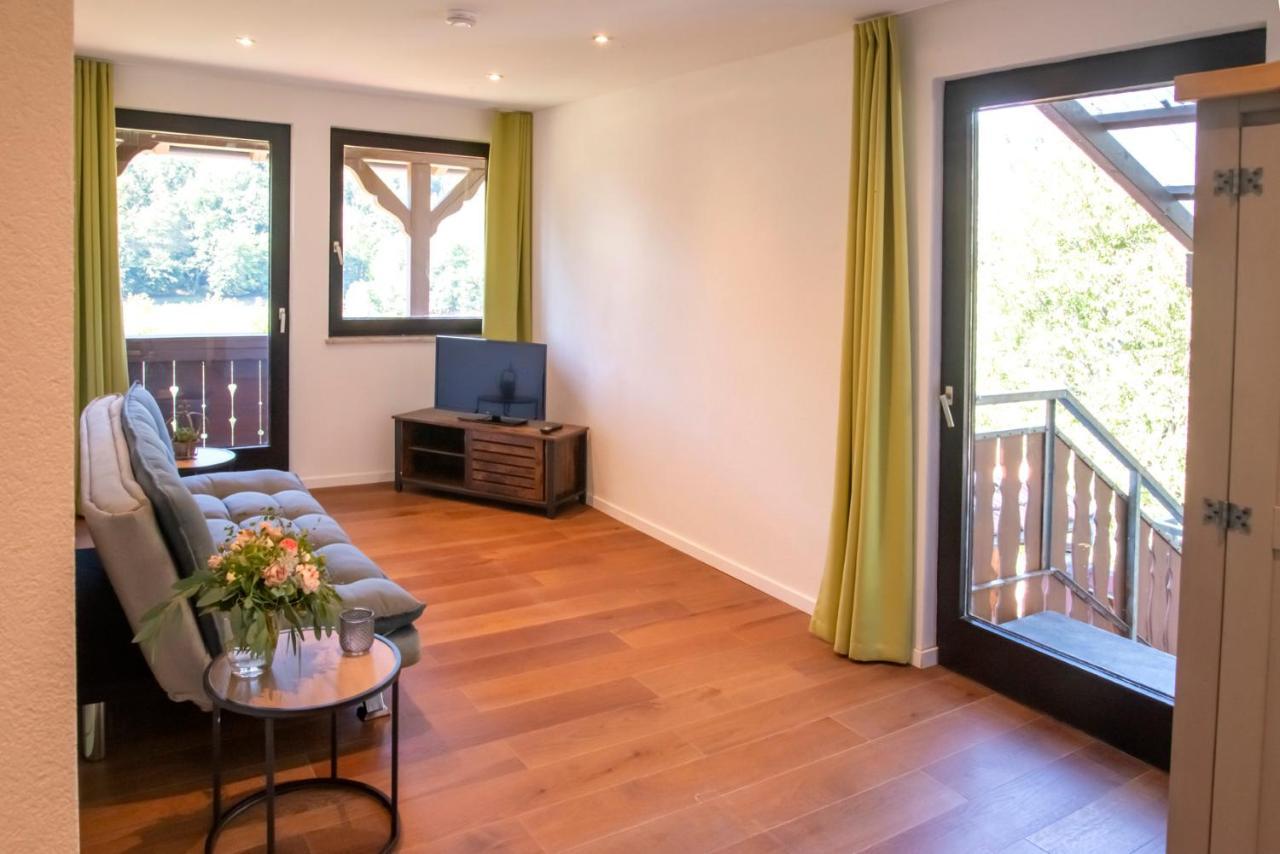 Haus Nilson Apartment Генгенбах Екстериор снимка