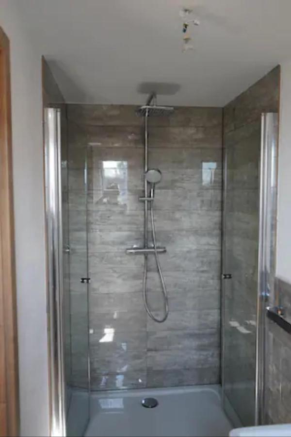 Haus Nilson Apartment Генгенбах Екстериор снимка