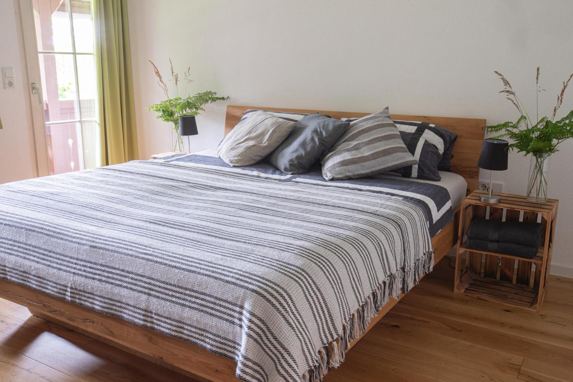 Haus Nilson Apartment Генгенбах Екстериор снимка